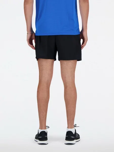Спортивные шорты New Balance черные