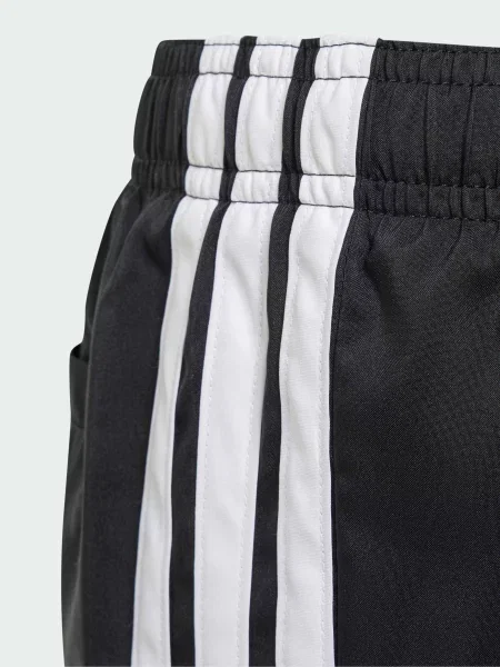 Детские шорты Adidas черные