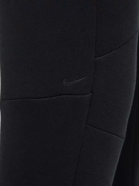 Férfi nadrág Nike Tech Joggers black/black. Méret: S fekete