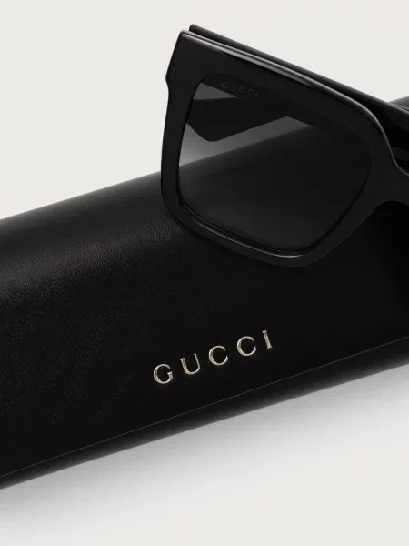 Солнцезащитные очки Gucci
