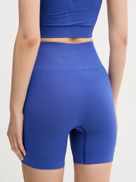 Спортивные шорты Hummel