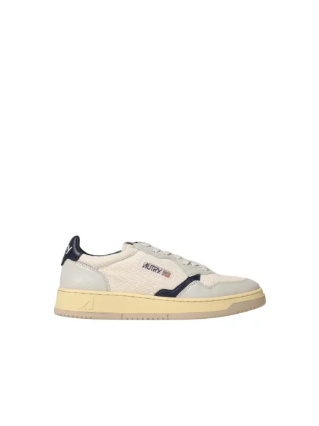Sneakersy Autry zamszowe