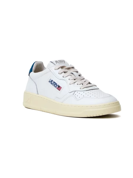 Sneakersy Autry białe
