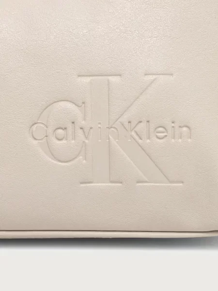 Calvin Klein Táska Pockets Monologo Crossbody Krém bézs