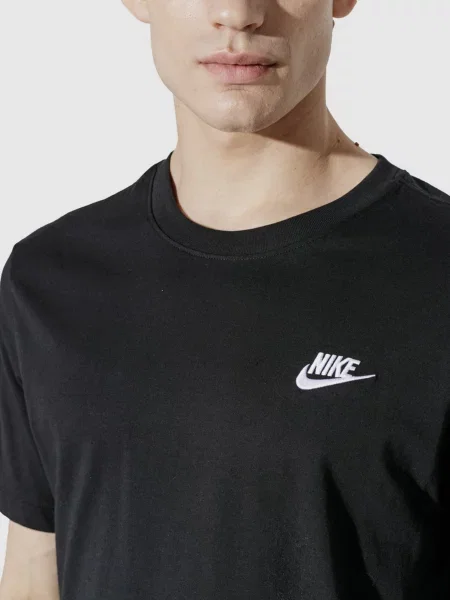 Футболка NIKE чорна