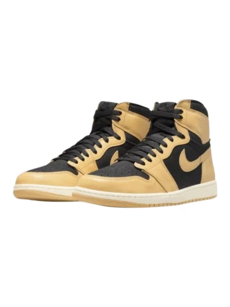 Pantofi Nike retro bej