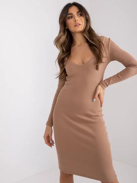 Rochie Fashionhunters cu imagine din fetru de costum bej