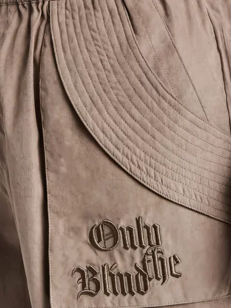 Pantaloni cargo Only The Blind cu broderie