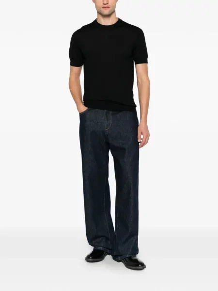 Scurt tricou éphémère cu decolteu rotund negru