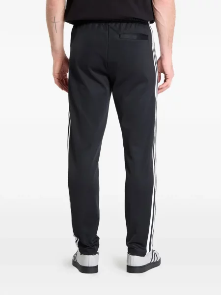 Dlouhé běžecké boty Adidas Terrex s krátkými rukávy s výstřihem do v černé