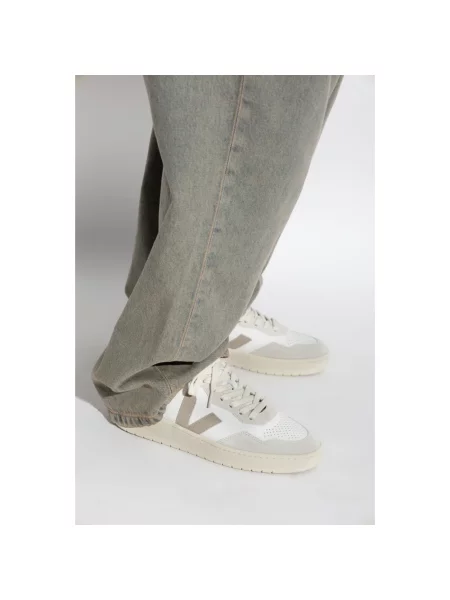 Sneakersy Veja zamszowe beżowe
