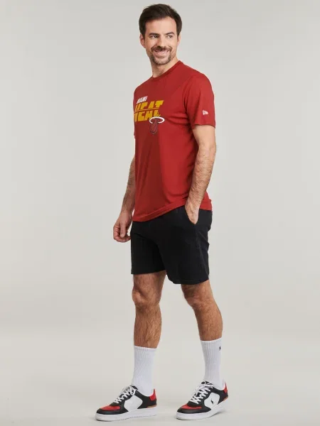 Tricou New Era roșu