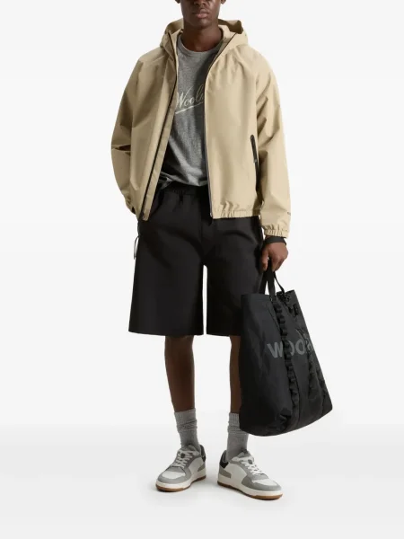 Geacă Woolrich cu glugă
