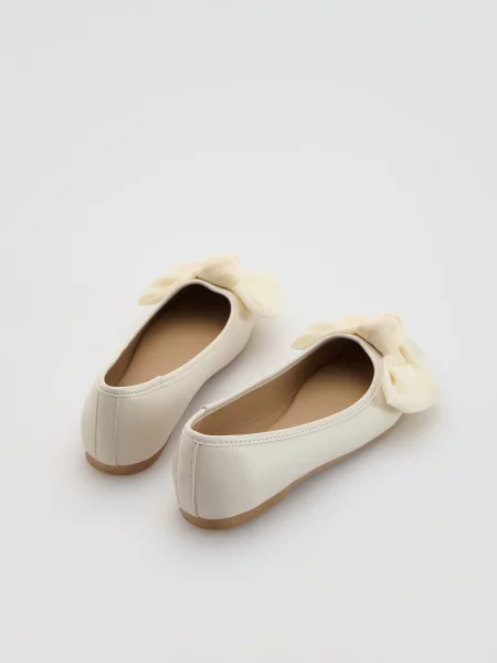 Кожаные балетки Reserved