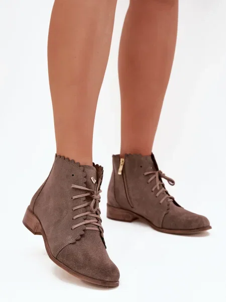 Ботуши Zazoo с плосък ток бежово