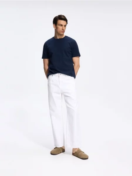 Reserved Tricou regular din bleumarin