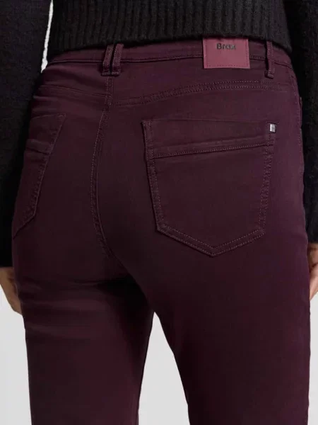 Jeansy o kroju regular fit z mieszanki lyocellu z domieszką bawełny i modalu model MARY' Brax
