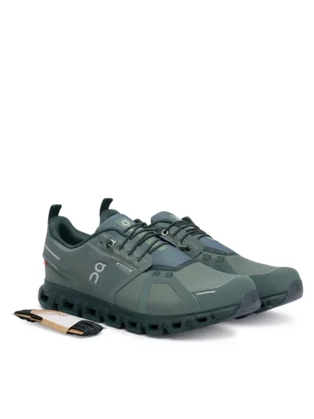 Sneakersy On khaki