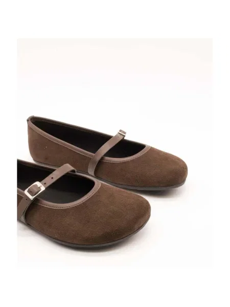 Pantofi Ria maro