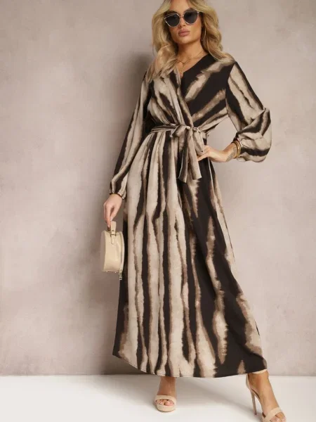 Rochie maro-neagră maxi evazată cu decolteu petrecut și din Efengia negru