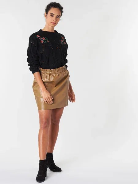 Ruha Betty London barna