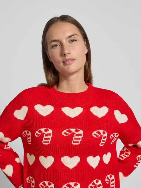 Sweter świąteczny o kroju regular fit z okrągłym dekoltem model ‘CANDYHEARTS’ Vero Moda czerwony