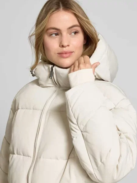 Kurtka w stylu puffer z zamkiem błyskawicznym dwustronnym Withblack biała