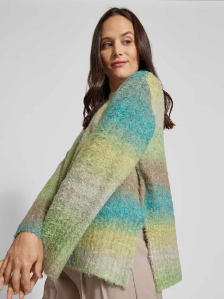 Sweter z dzianiny o kroju loose fit z dodatkiem wełny model „Savira” Moves zielony