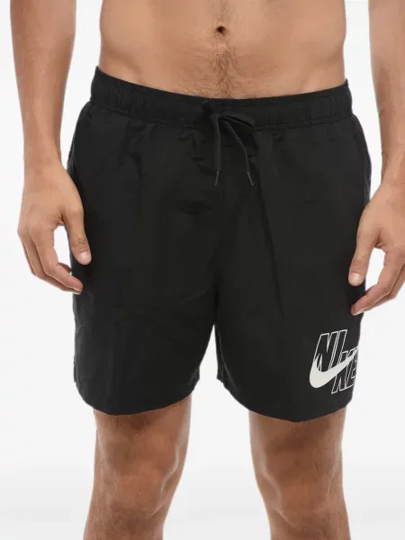 Scurt chiloți Nike cu imagine cu model floral negru
