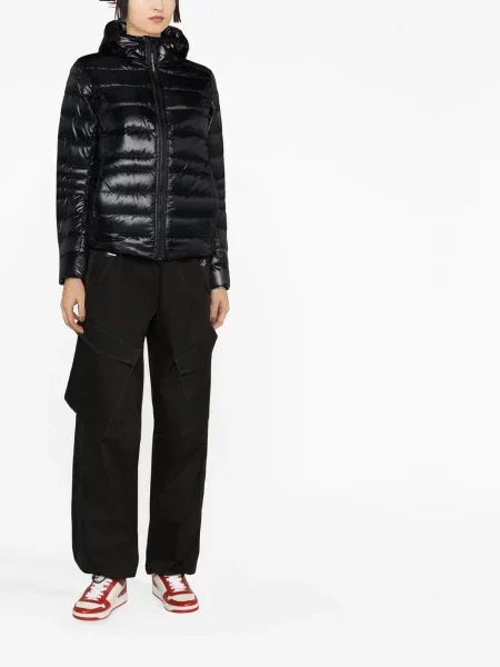 Zateplená péřová bunda Canada Goose černá