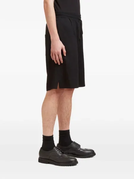 Pantaloni scurți Aiezen negru