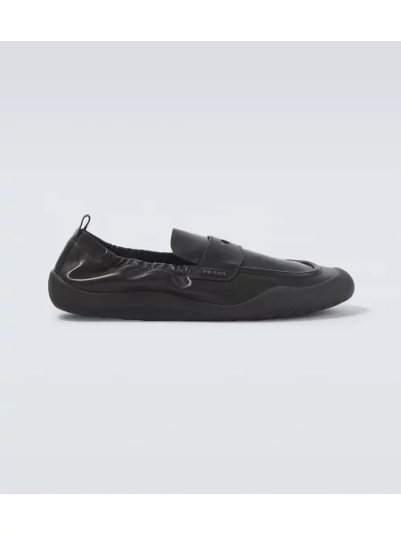 Pantofi loafer Prada din piele negru