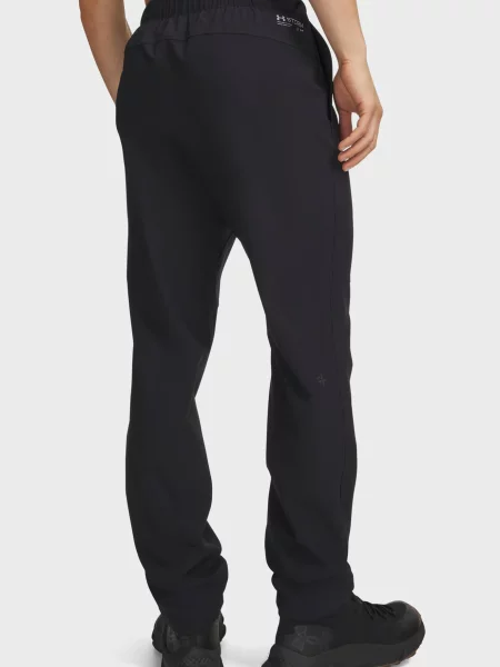 Спортивные штаны Under Armour черные