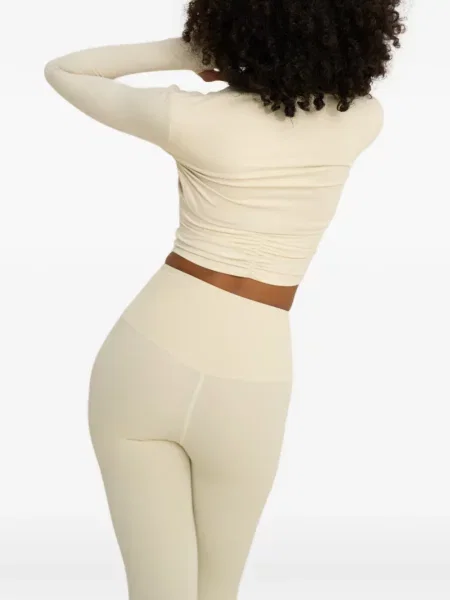 Top Amada Wear alb
