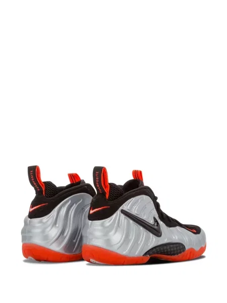 Tenisky Nike šedé