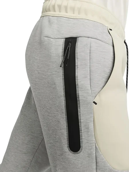 Pantaloni Nike din fleece alergare cu broderie negru
