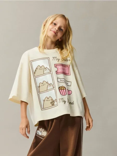 Reserved Tričko Pusheen telová