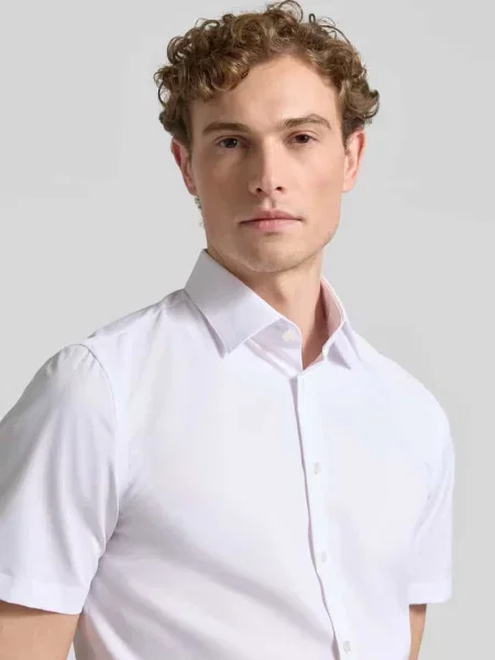 Koszula o kroju slim fit biznes z kołnierzykiem typu kent Jake*s biały