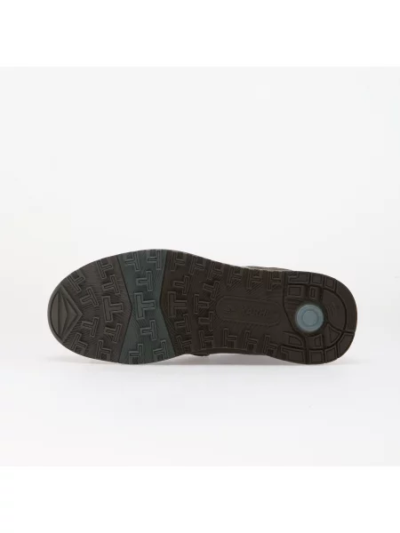 Кроссовки Karhu серые