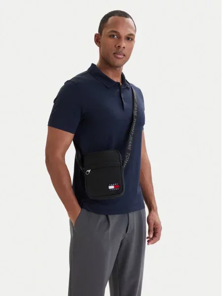 Saszetka Tommy Jeans czarna