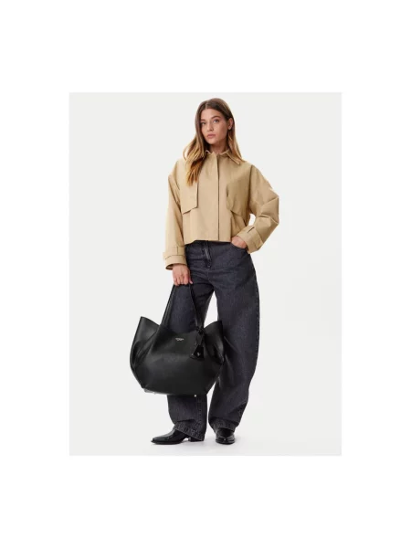 Guess Torebka Amorette czarny