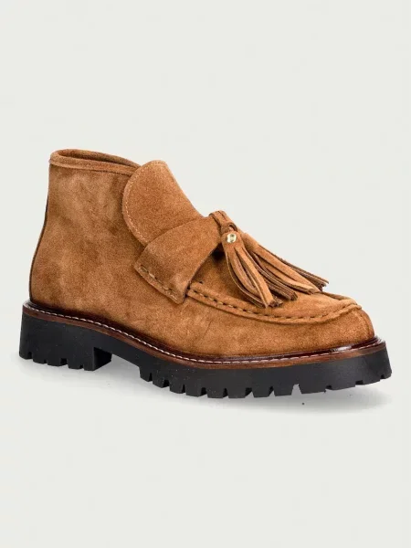 Posa botine pentru femei din piele întoarsă Aosta Tassel Boot maro