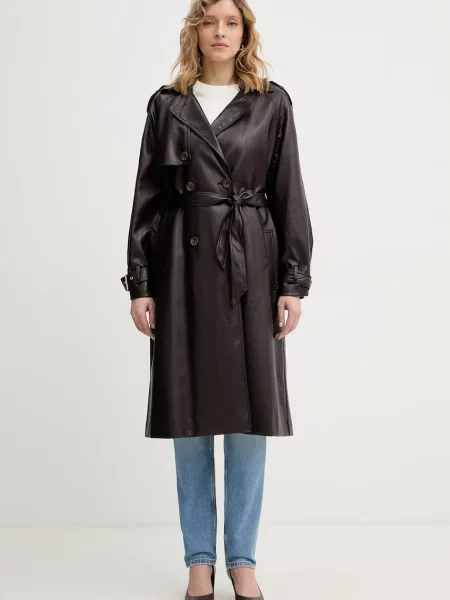 Пальто Guess