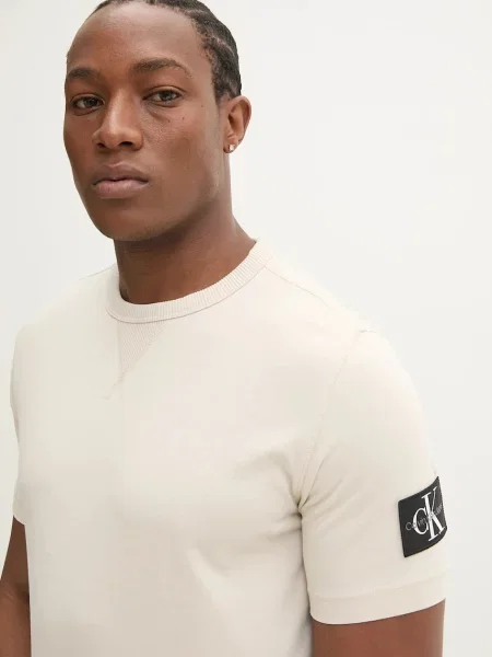 Krótka koszulka Calvin Klein Jeans z krótkim rękawem beżowa