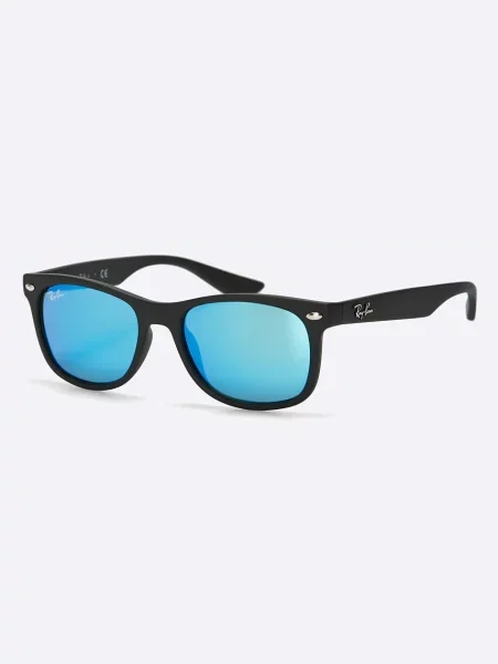 Ray-Ban Detské slnečné okuliare JUNIOR NEW WAYFARER čierna