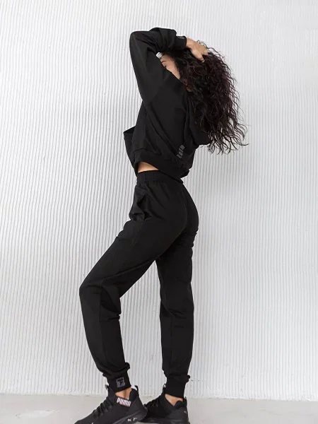 Спортивный костюм Totalfit с капюшоном черный