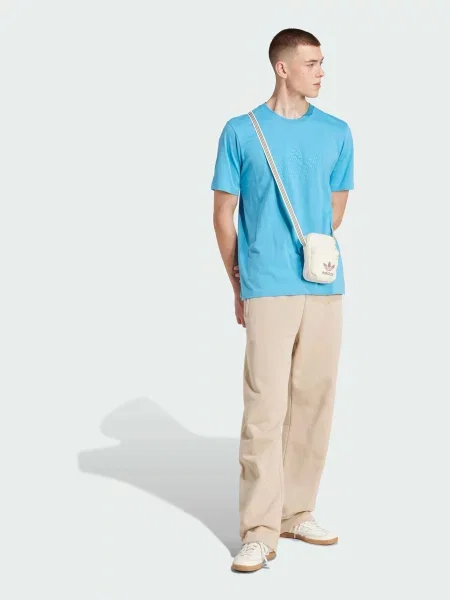 Футболка adidas Graphics синій