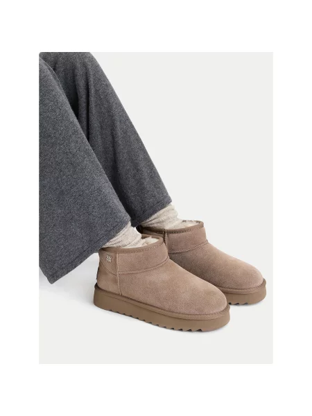 Sniego batai Nine West smėlio