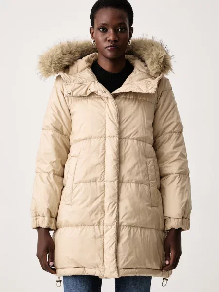Dzseki Weekend Max Mara bézs