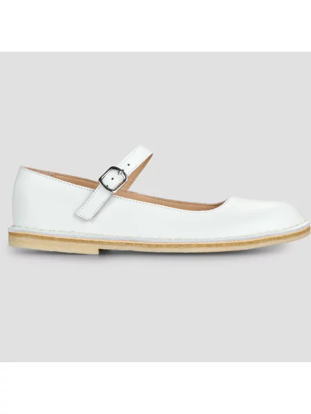 Púštne členkové topánky Clarks Originals biela